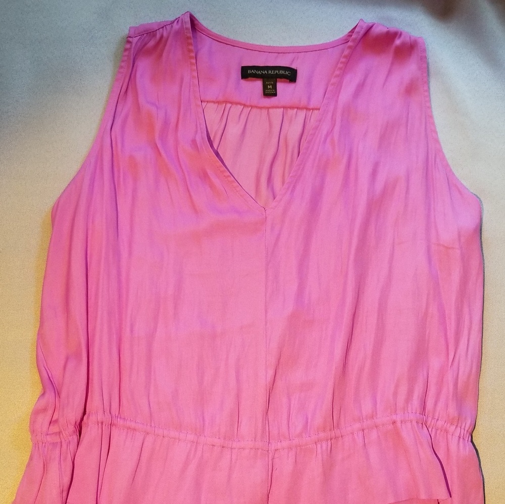 Banana R. Sleeveless Top